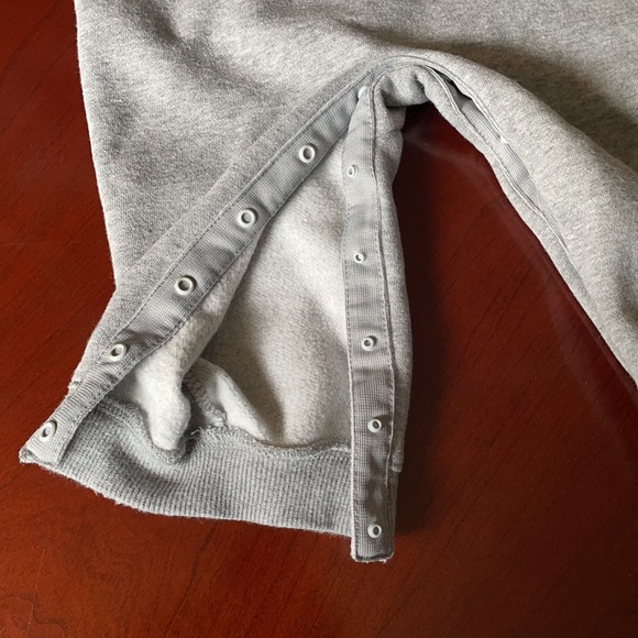 Converse onesie size 18M - Picture 8 of 13